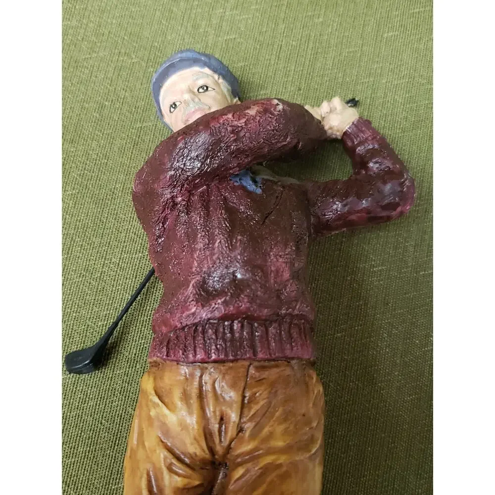 Golf Figurine & The 1992 Viewers Guide To Professional Golf Intergolf Golfax